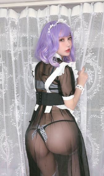 裙子底下是怪兽