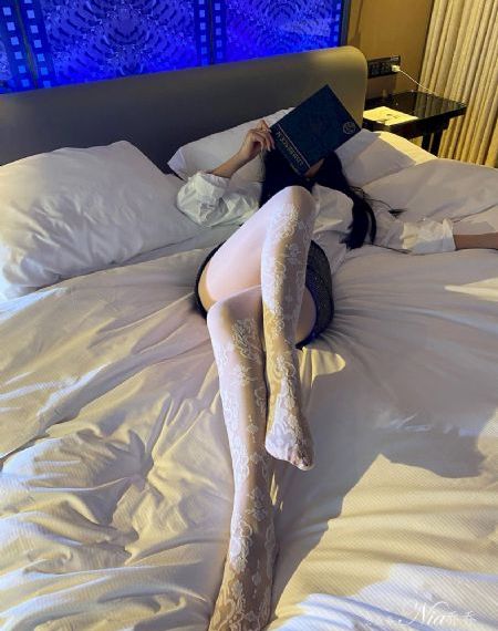 《艳美》动漫在线观看