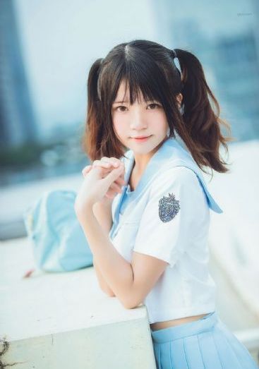 《乳色吐息》第一集免费观看