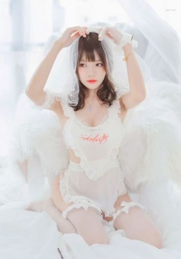 他是龙
