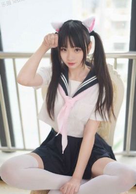 我们四个人换着来